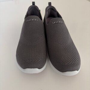 NEW Skechers Women's Arch Fit Refine - Iris Slip On Shoes Size 8 Charcoal